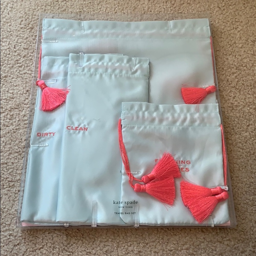 KATE SPADE TRAVEL BAG SET